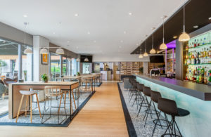 bar